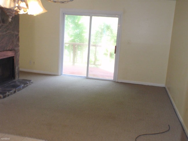 Building Photo - 2490 Hidden Cove Ct