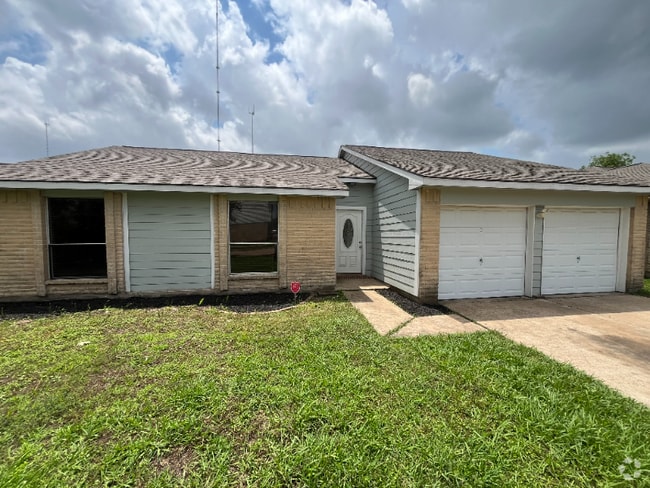 Building Photo - 8207 Lone Quail Dr