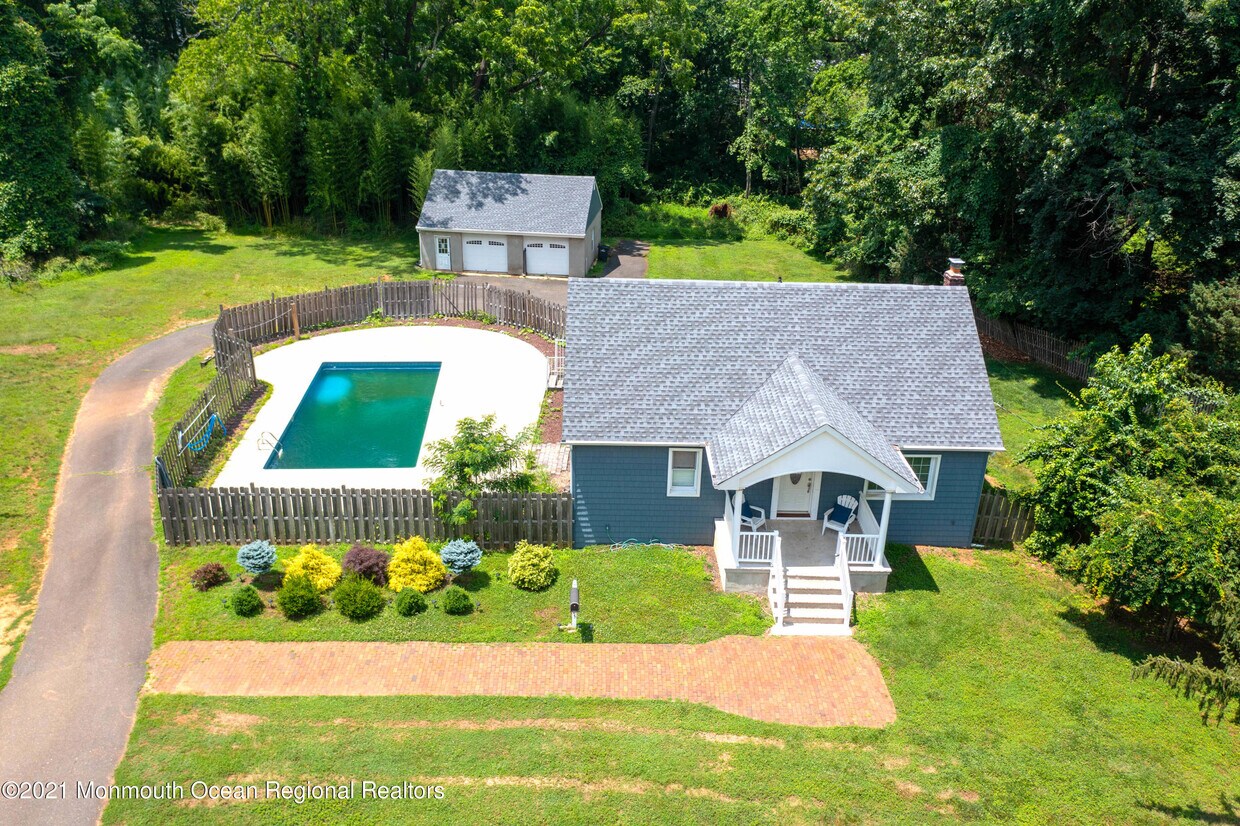 65 Hurleys Ln, Lincroft, NJ 07738 House Rental in Lincroft, NJ