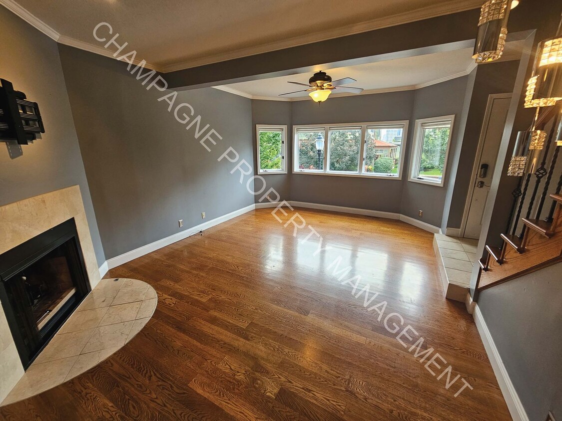 Foto principal - Spacious Townhome in Union Hill Area