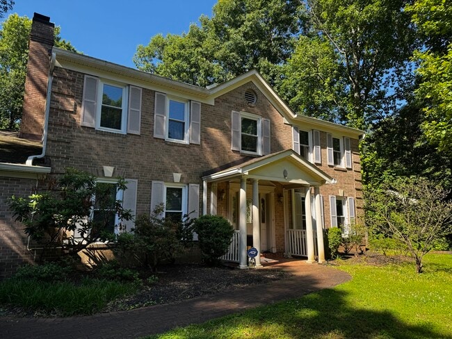 Building Photo - 12129 Holly Knoll Cir