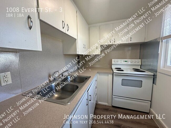 Foto del edificio - 1008 Everett St