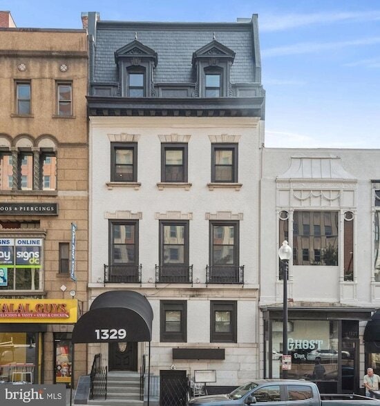 Photo - 1329 Connecticut Ave NW Townhome