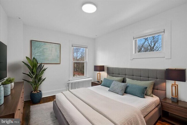 Foto del edificio - 4252 Clay St NE