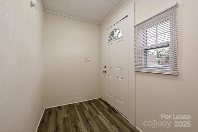Foto del edificio - 3619 Little Mountain Rd