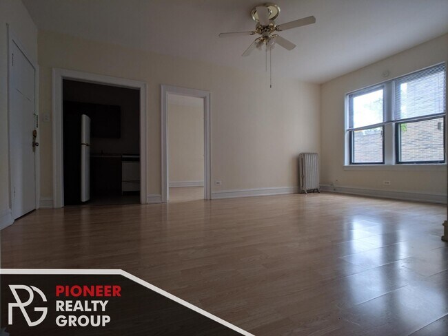 Foto del edificio - 4847 N Damen Ave