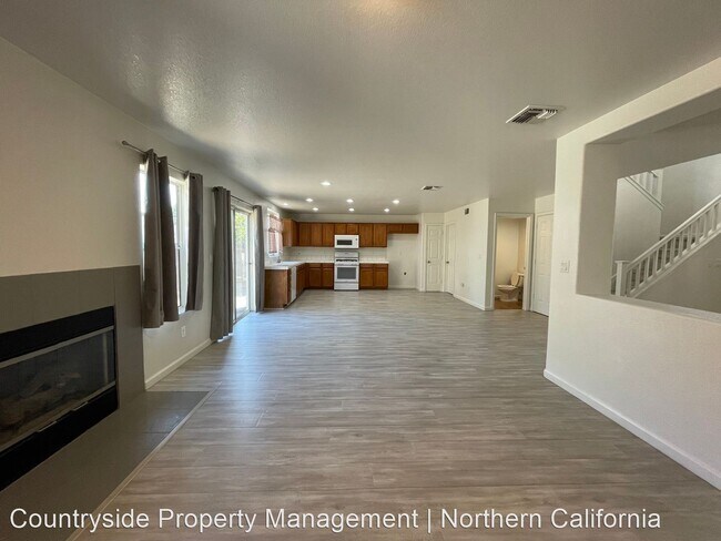 Building Photo - 4 br, 2.5 bath House - 1015 Shearwater Drive