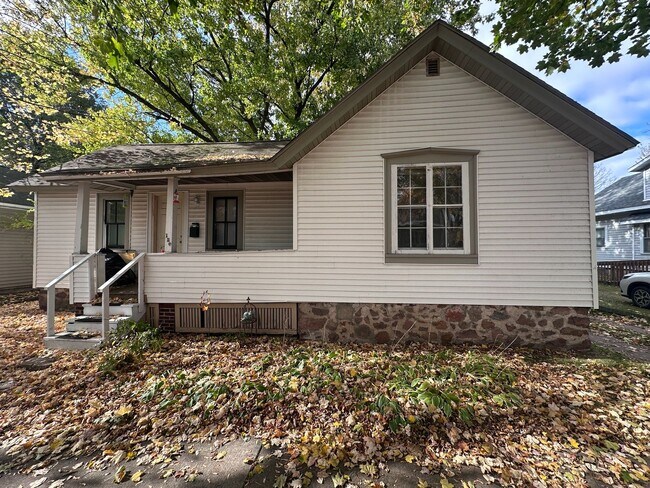 Foto del edificio - 120 N 4th Ave