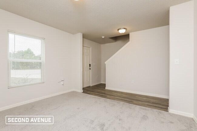 Building Photo - 208 Flounder Pl