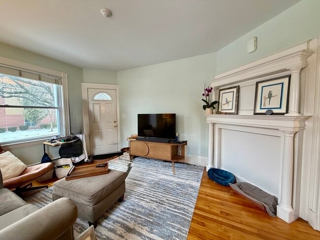 Foto del edificio - 6 Lexington St