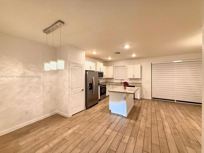 Foto del edificio - 1178 SE 23rd Ave