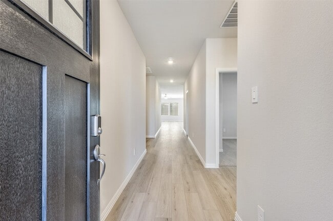 Foto del edificio - 203 Whitlow Dr