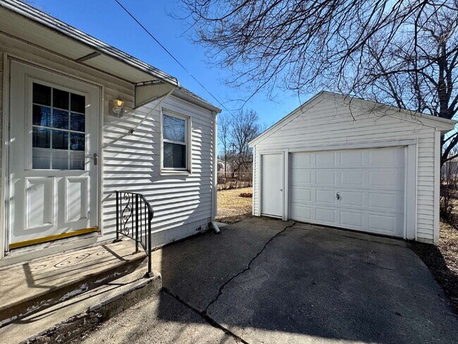 Foto del edificio - 307 Prairie St