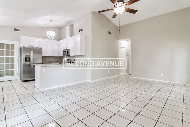 Building Photo - 12320 Cloverstone Dr