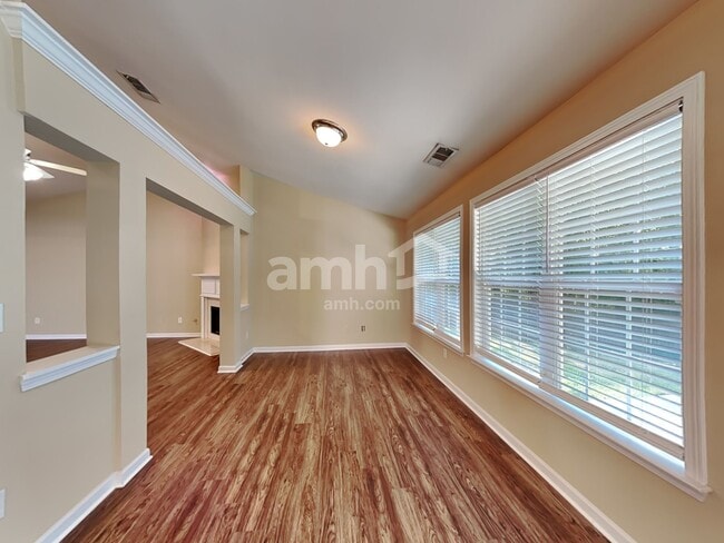 Building Photo - 859 Castlebottom Dr
