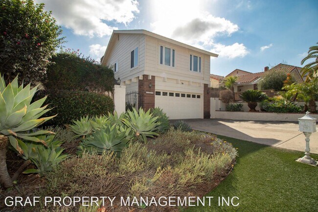 Building Photo - 4 br, 2.5 bath House - 11075 Viacha Dr.