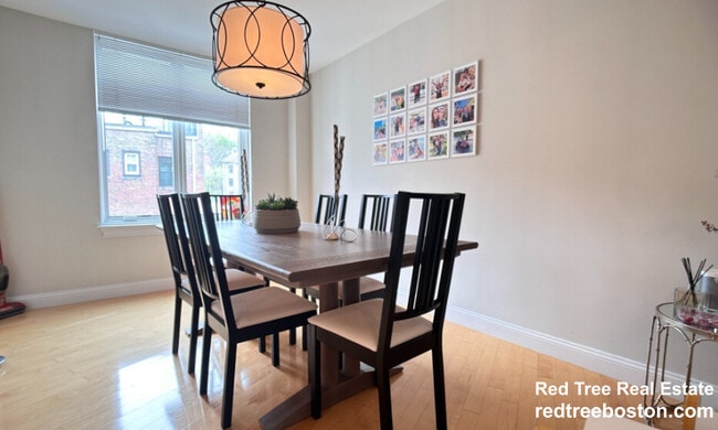 Foto del edificio - 1601 Beacon St