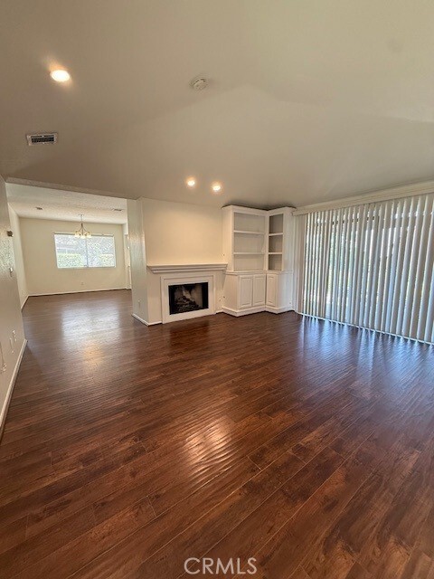 Building Photo - 1230 Tamarisk Cir