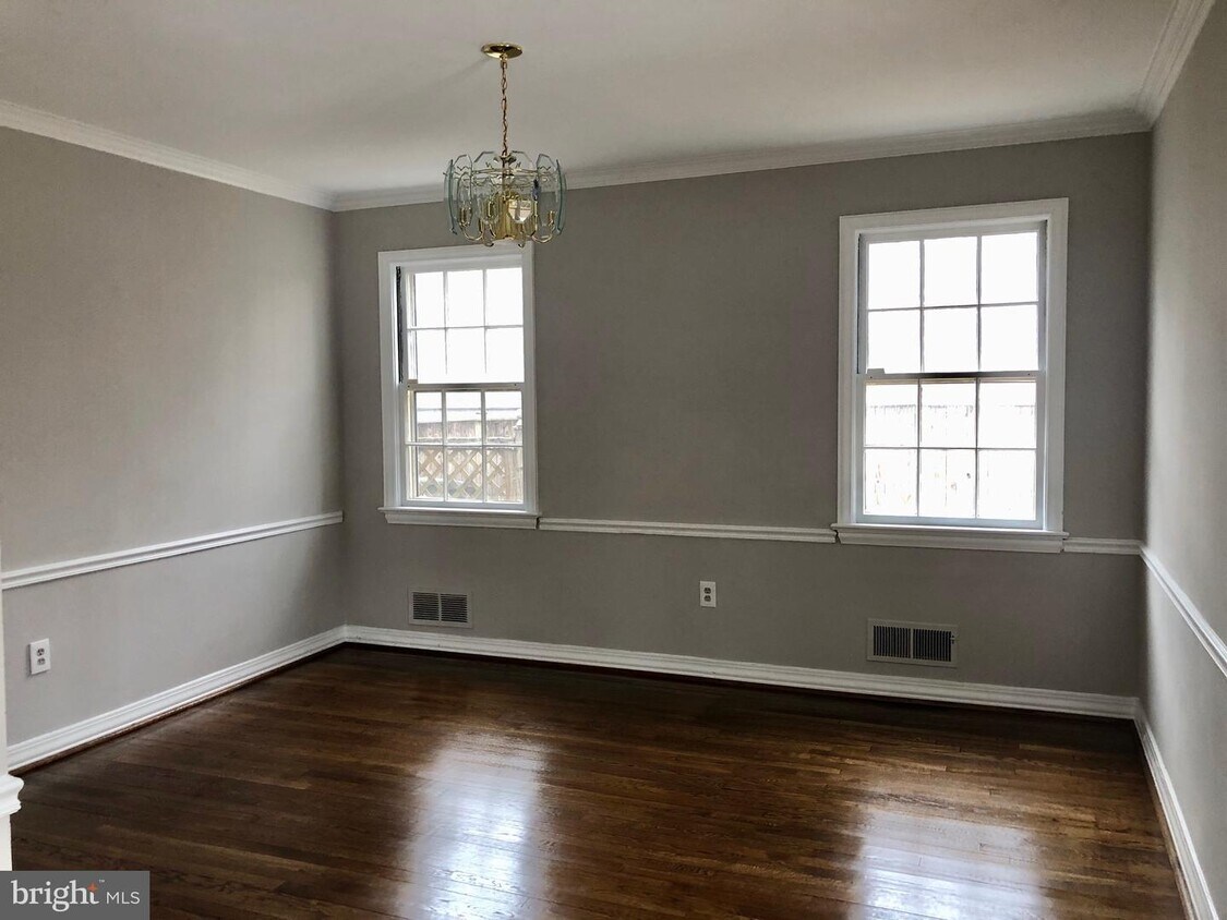 Foto principal - 3210 Rittenhouse St NW