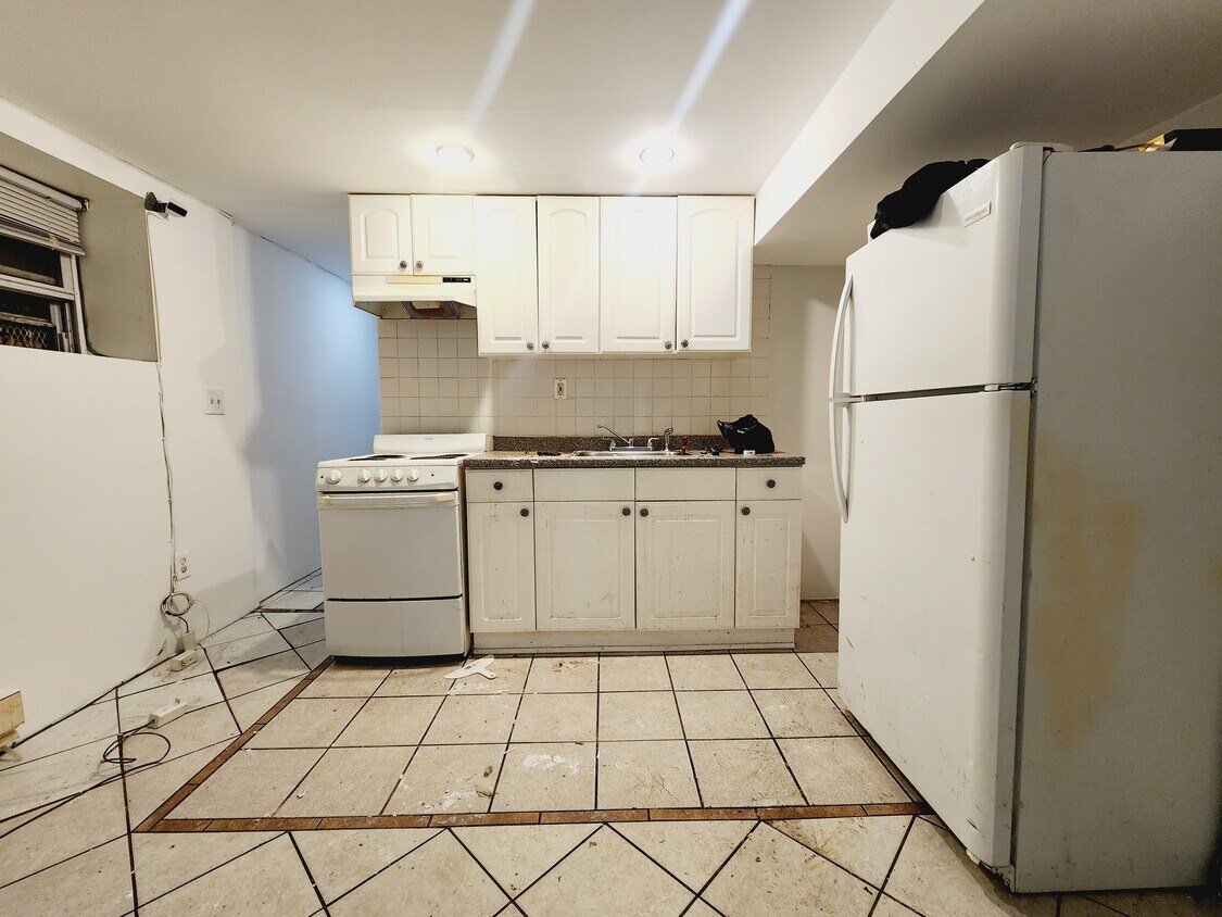 21 Bostwick Ave Unit Basement, Jersey City, NJ 07305 Apartments in