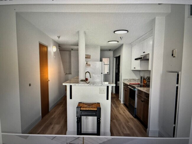Building Photo - 1 Saco Island Ter
