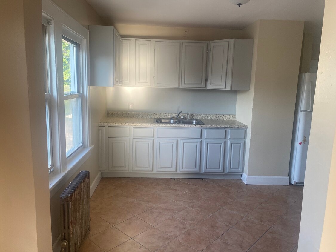 Photo - 309 Sanford Ave (Newark, NJ)