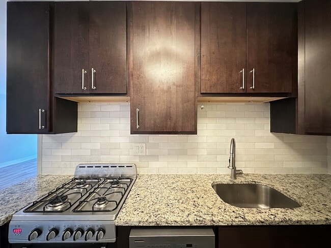 Foto del edificio - 450 W Barry