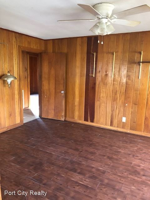 Foto del edificio - 2 br, 1 bath House - 209 East Jordan St.