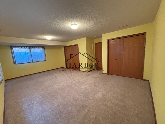 Foto del edificio - 1002 27th St SW