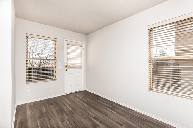 Foto del edificio - 10418 Goose Way