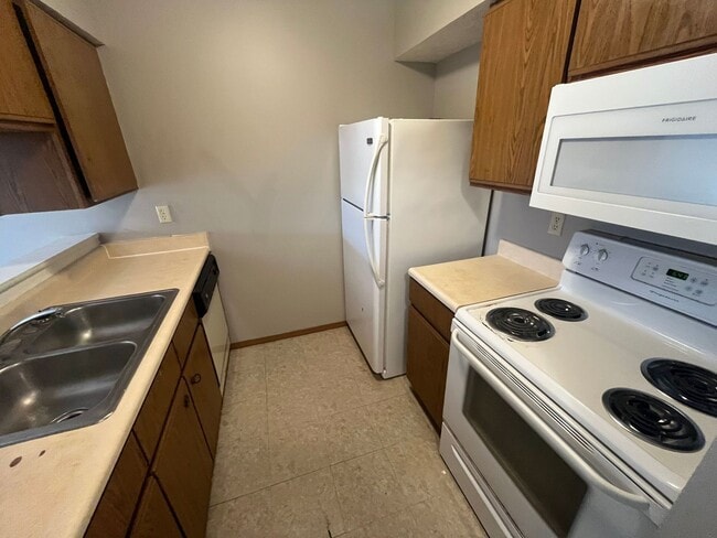 Interior Photo - River Cross