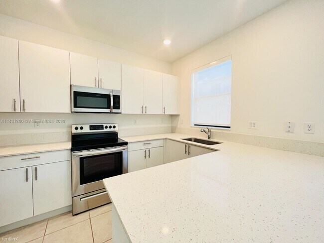 Foto del edificio - 3 br, 2.5 bath House - 13308 SW 286th Ter