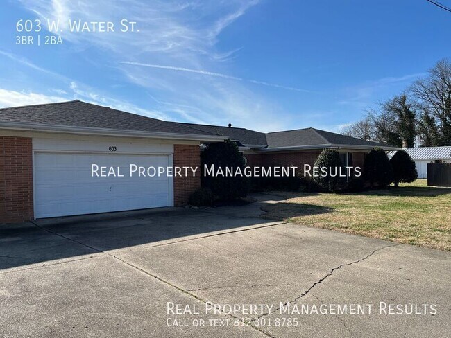 Building Photo - 603 W Water St