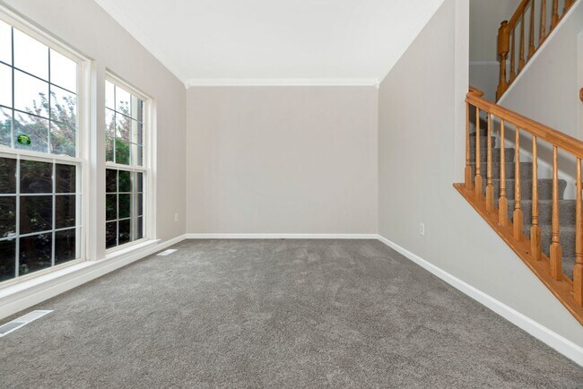 Building Photo - Beautifully Renovated Townhome in Walnut R...