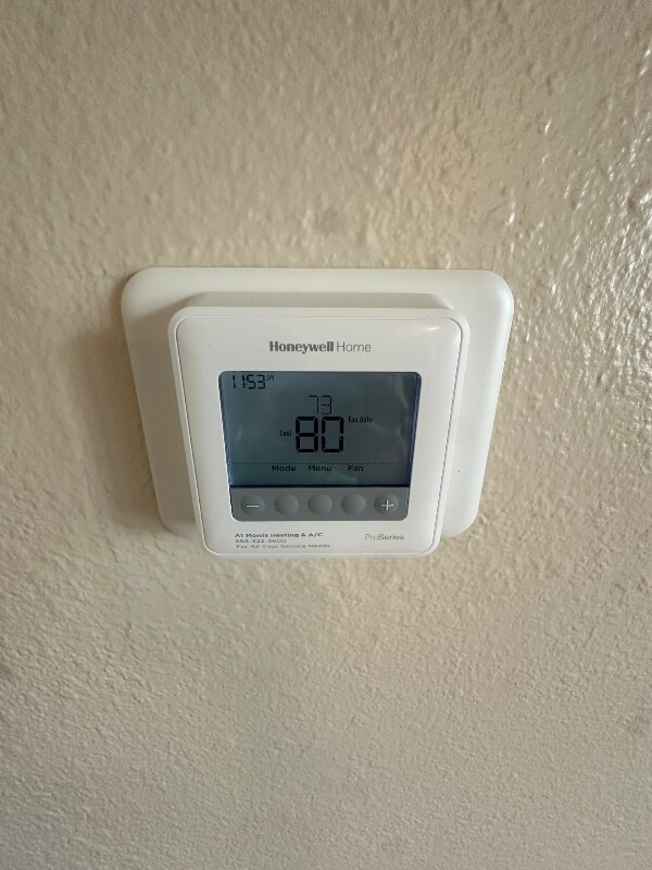 Building Photo - 1444 Dodge St