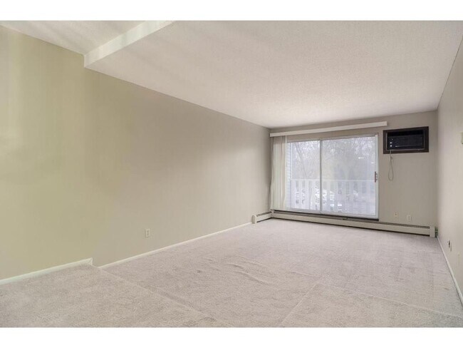 Building Photo - 1601 North Innsbruck Drive, Unit 373
