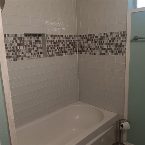 Building Photo - 4001 Sumac Ct