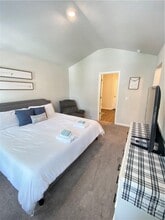 Building Photo - 7 Bynan Way