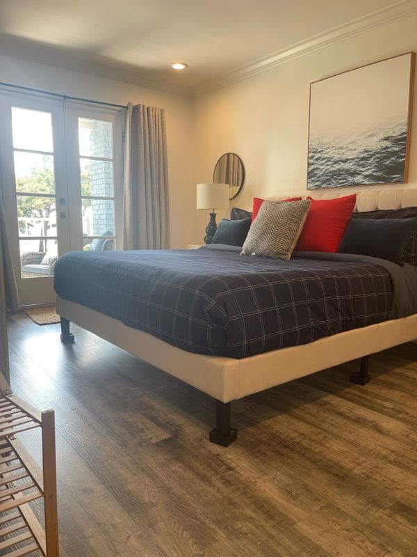 Building Photo - 1282 Beach Blvd