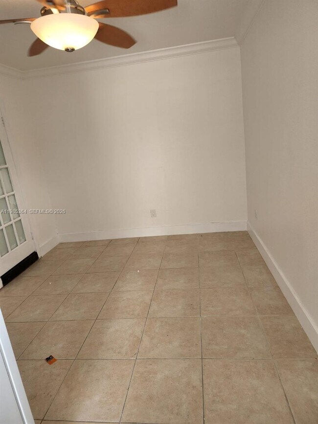 Foto del edificio - 8871 NW 15th St