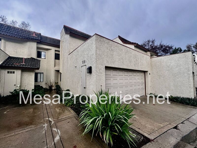 Foto principal - 810 Lancaster Dr