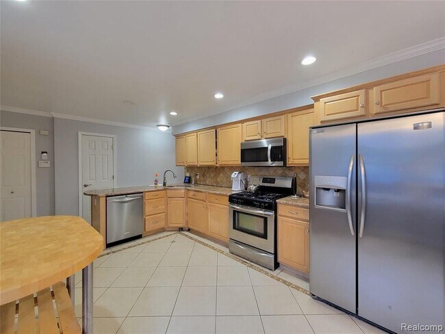 Foto del edificio - 18311 Norwich Rd