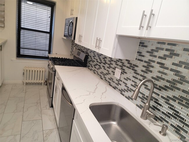 Foto del edificio - 6 West Ave