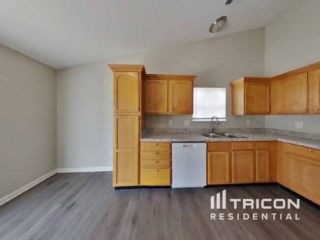 Foto del edificio - 10879 Muddy River Rd