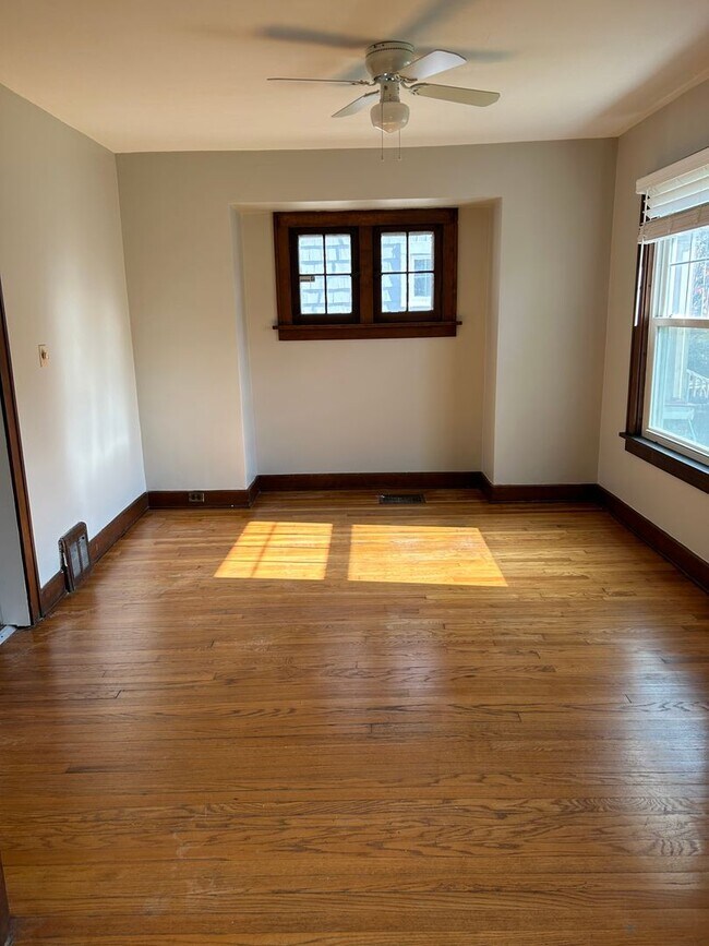 Building Photo - 3Bd 2BA Single Family Cleveland Heights