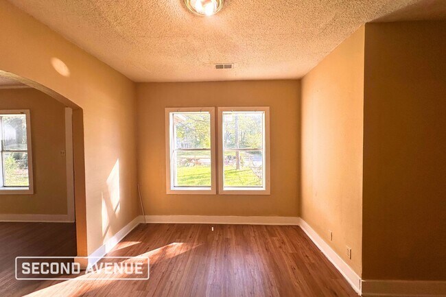 Foto del edificio - 2610 Lowell Ave