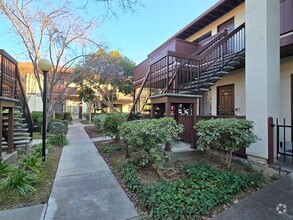 Building Photo - 443 Costa Mesa Terrace