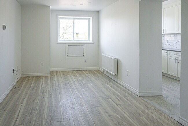 Photo du bâtiment - 630 Cummings Ave