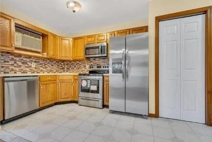 Foto del edificio - 211-213-213 Prospect Ave