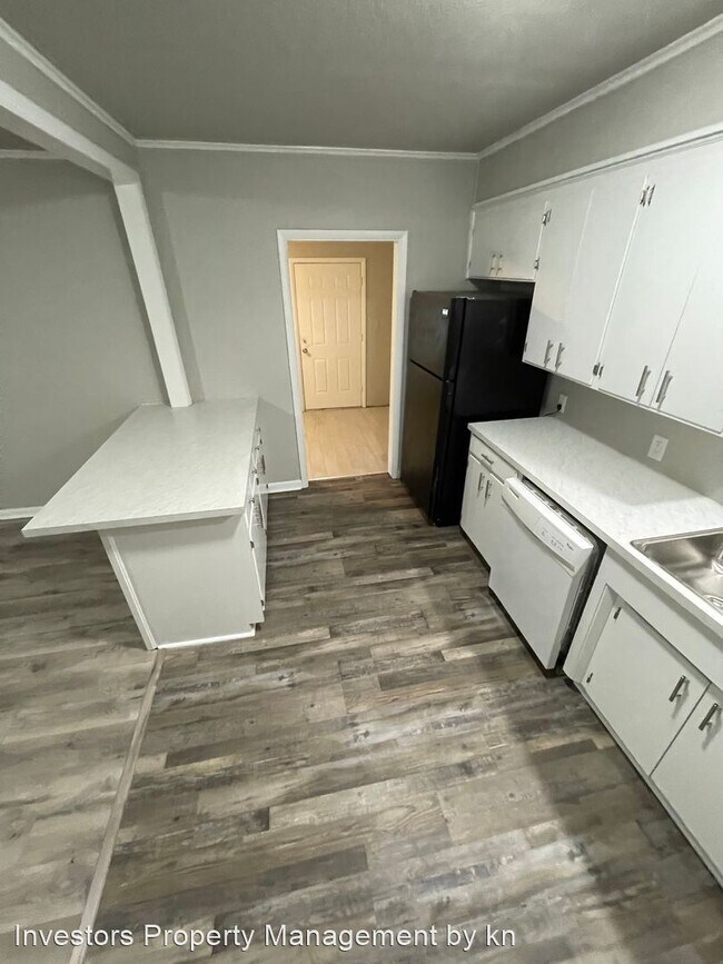 Building Photo - 2 br, 1 bath House - 620 Clifton Ct
